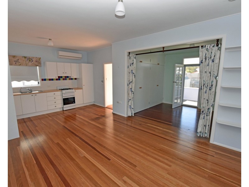 19 Lake Street, Laurieton NSW 2443