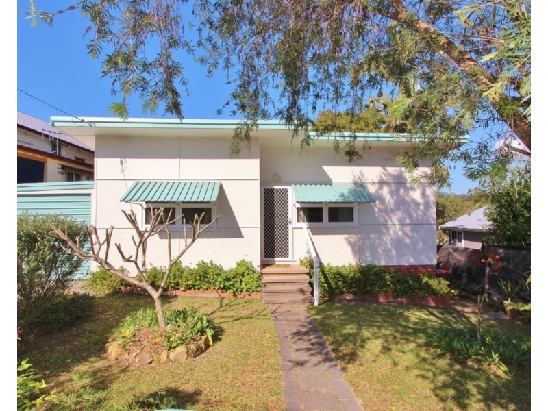 17 Albert Street, Kendall NSW 2439