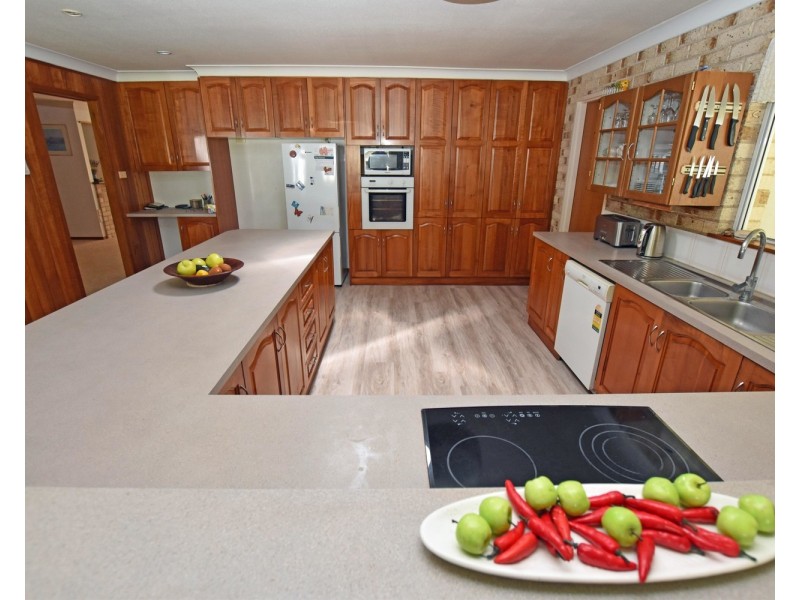 16 Brotherglen Drive, Kew NSW 2439