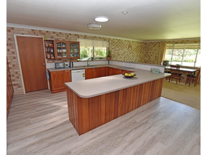 16 Brotherglen Drive, Kew NSW 2439