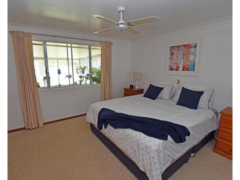 16 Brotherglen Drive, Kew NSW 2439