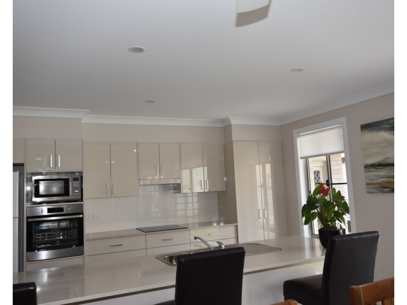 21 Fairwinds Avenue, Lakewood NSW 2443