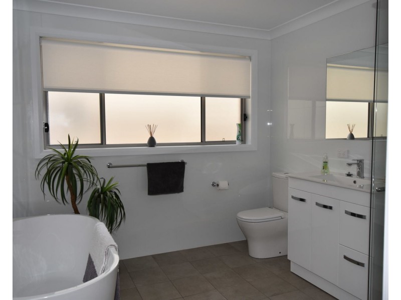 21 Fairwinds Avenue, Lakewood NSW 2443