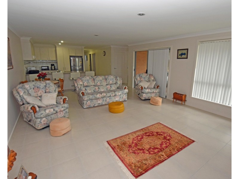 1/2a Ringtail Close, Lakewood NSW 2443