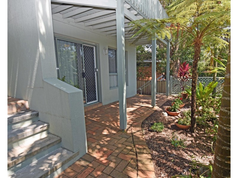 5/1649 Ocean Drive, Lake Cathie NSW 2445