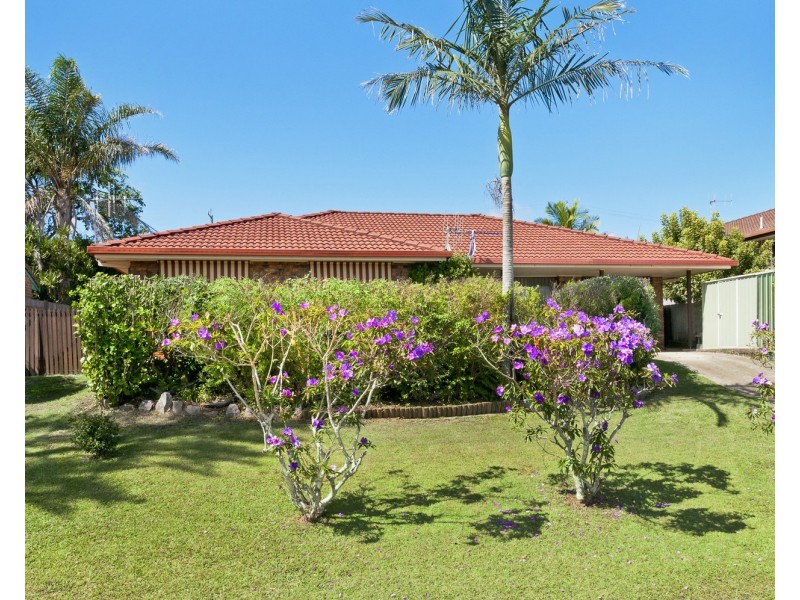 24 Fiona Crescent, Lake Cathie NSW 2445
