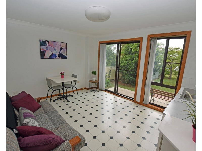 21 Peach Grove, Laurieton NSW 2443