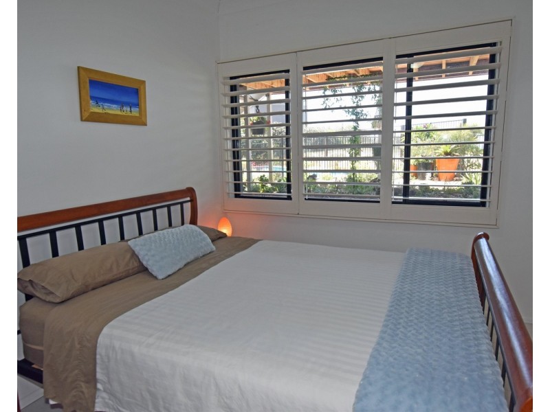 2 Seaview Avenue, Dunbogan NSW 2443