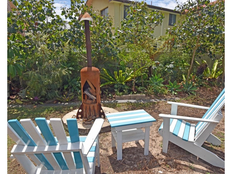 2 Seaview Avenue, Dunbogan NSW 2443