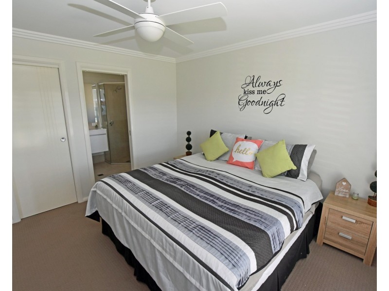 5 Hungerford Place, Bonny Hills NSW 2445