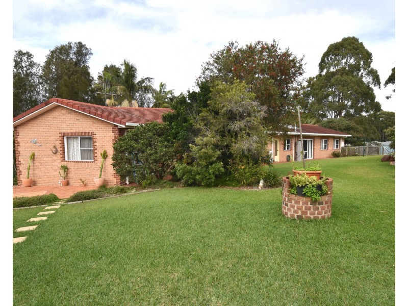 23 Springhill Place, Lake Cathie NSW 2445