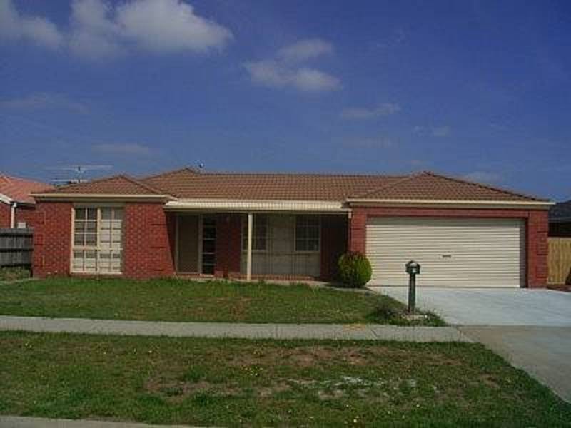 7 Sunnypark Close, Gisborne VIC 3437