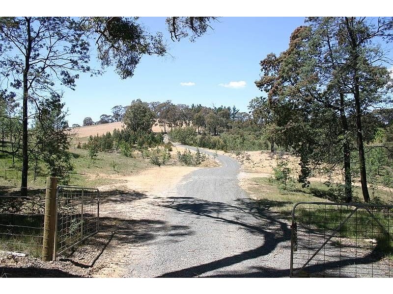 220 Boundary Road, Pipers Creek VIC 3444