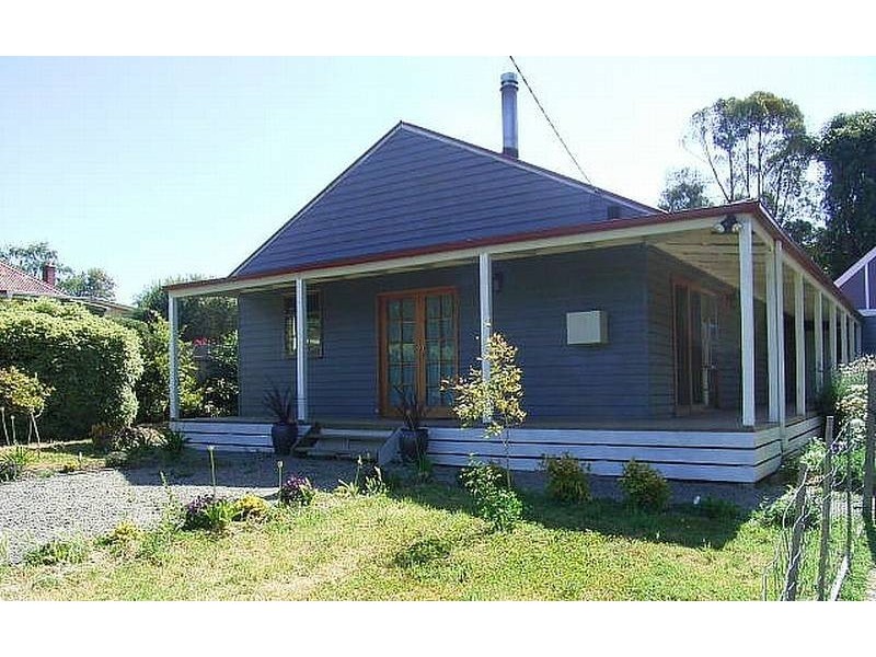 52 Prince Street, Gisborne VIC 3437