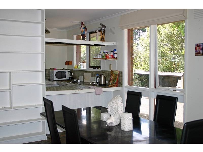 10 Hotham  Avenue, Mount Macedon VIC 3441