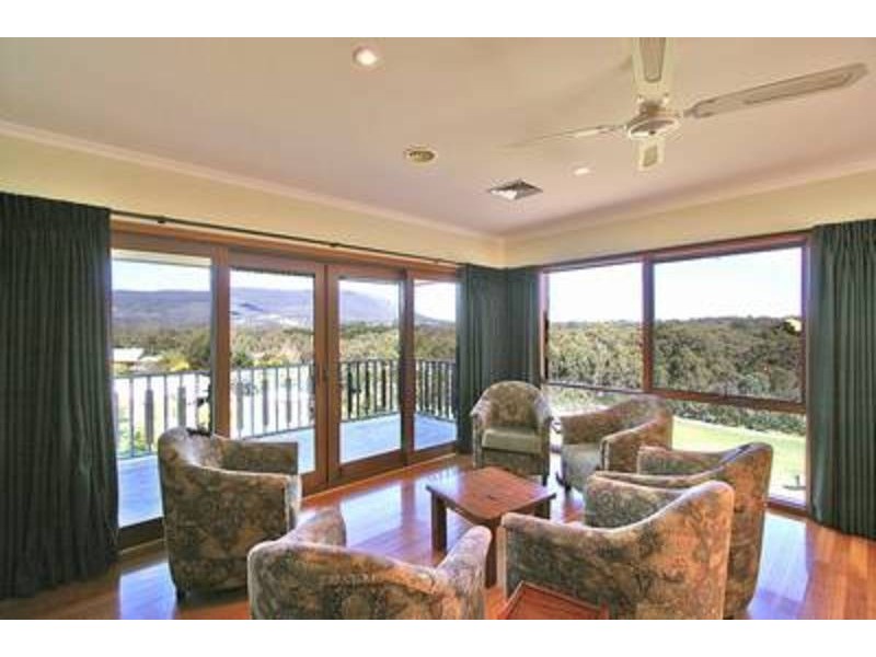 1 Samuel Court, Woodend VIC 3442