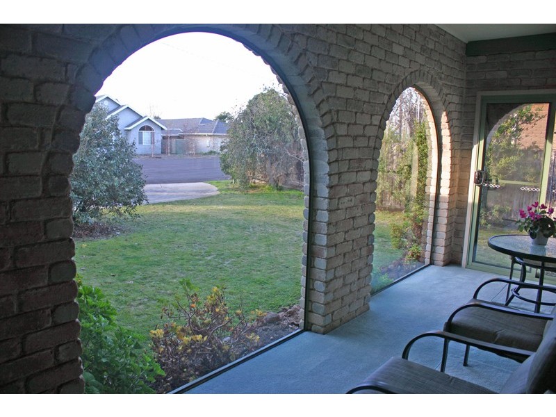 4 Bruce Court, Gisborne VIC 3437