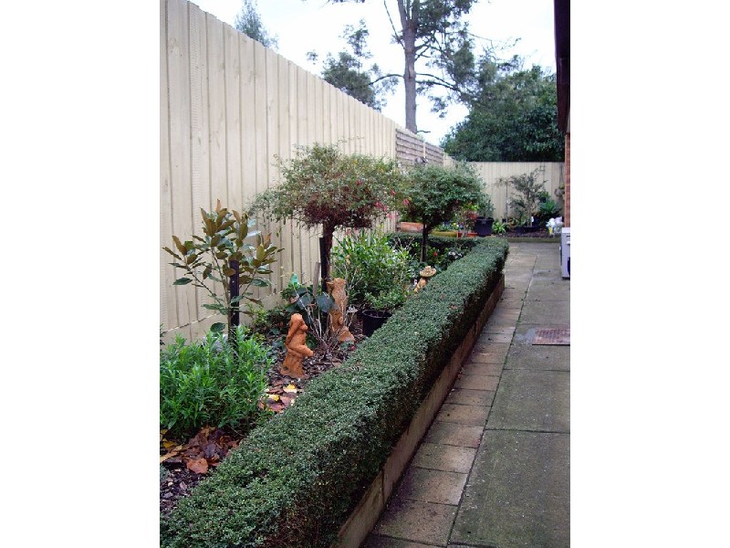 1/36 Goode Street, Gisborne VIC 3437