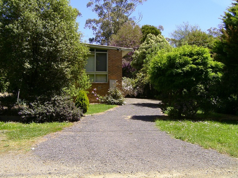 34 Centenary Avenue, Macedon VIC 3440