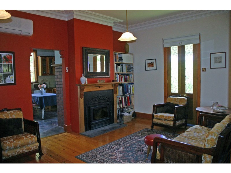 27 Howey Street, Gisborne VIC 3437