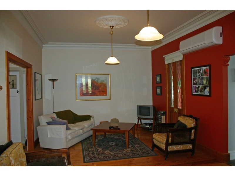 27 Howey Street, Gisborne VIC 3437