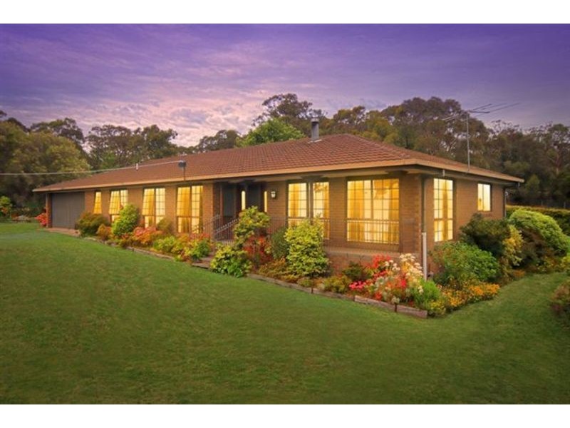 86 Greene Street, Macedon VIC 3440