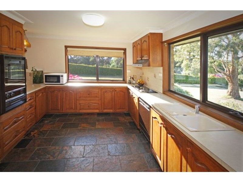 86 Greene Street, Macedon VIC 3440