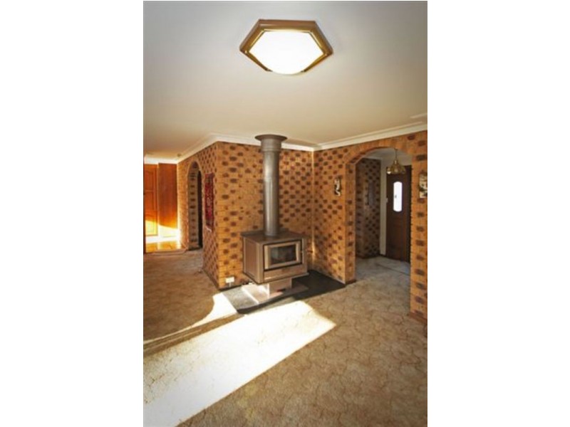 86 Greene Street, Macedon VIC 3440