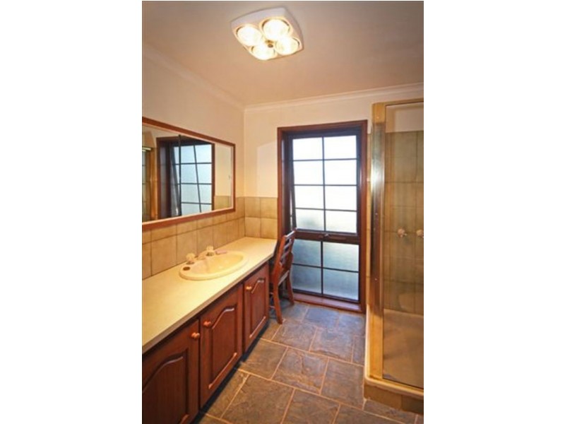 86 Greene Street, Macedon VIC 3440