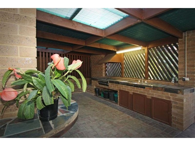 86 Greene Street, Macedon VIC 3440