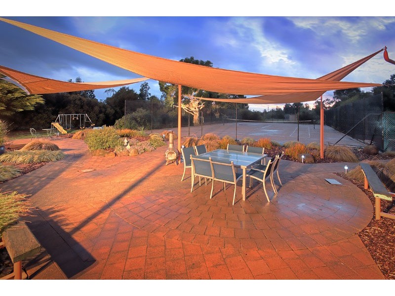 154 Kilmore Road, Gisborne VIC 3437