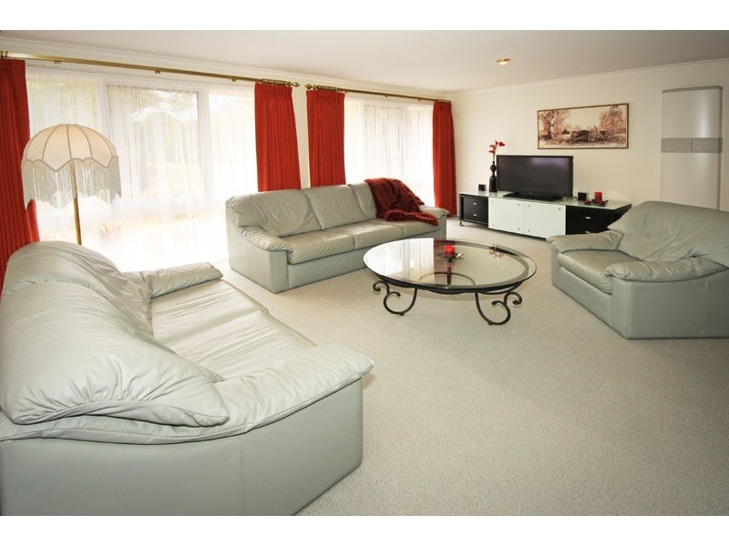 154 Kilmore Road, Gisborne VIC 3437