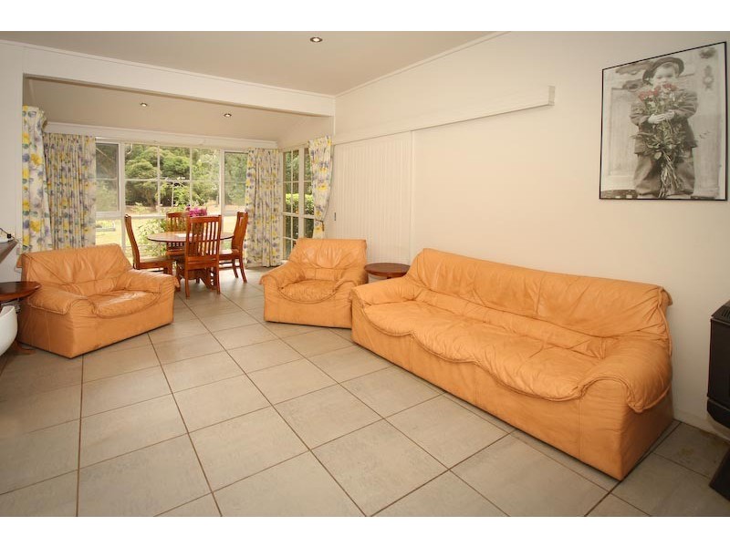 829 Bacchus Marsh Road, Bullengarook VIC 3437