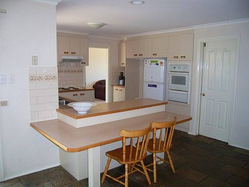 16 Mountain View Way, Gisborne VIC 3437