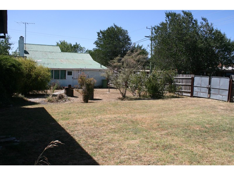 31 Hamilton Street, Gisborne VIC 3437