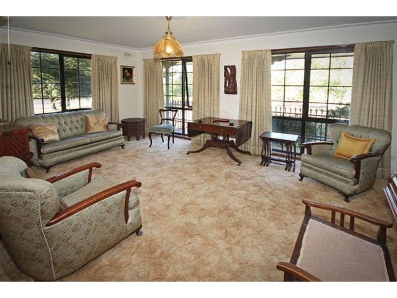 86 Greene Street, Macedon VIC 3440