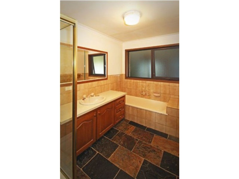 86 Greene Street, Macedon VIC 3440