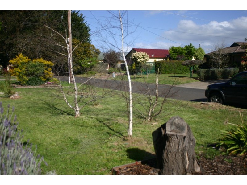 20 Woodworth Street, New Gisborne VIC 3438