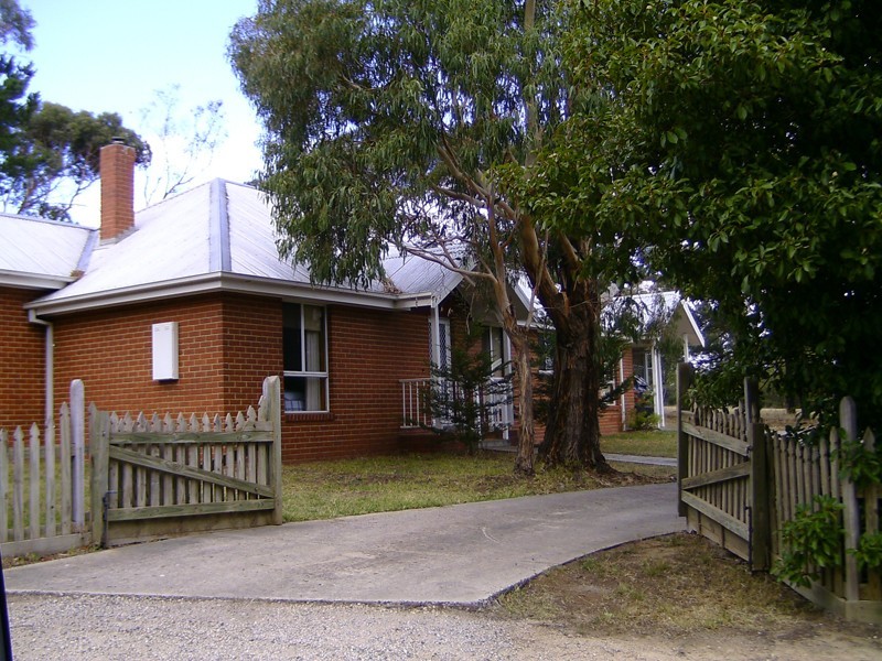134 Waterfalls Road, Mount Macedon VIC 3441