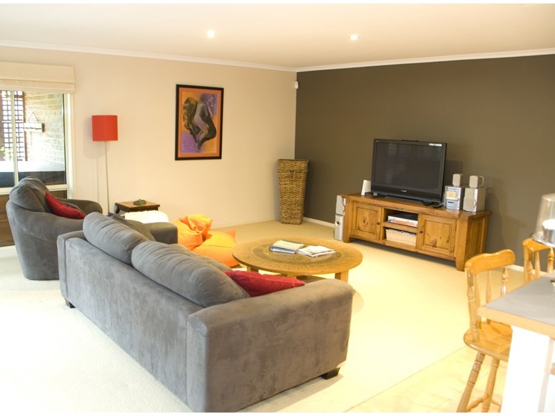 20 Dalray Crescent, New Gisborne VIC 3438