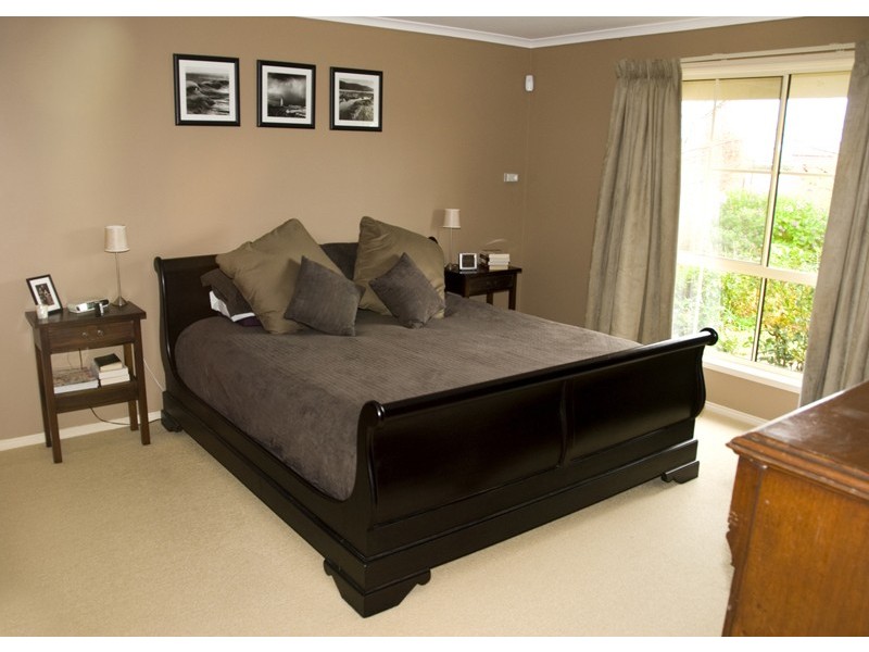 20 Dalray Crescent, New Gisborne VIC 3438