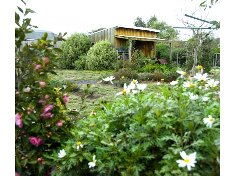 20 Dalray Crescent, New Gisborne VIC 3438