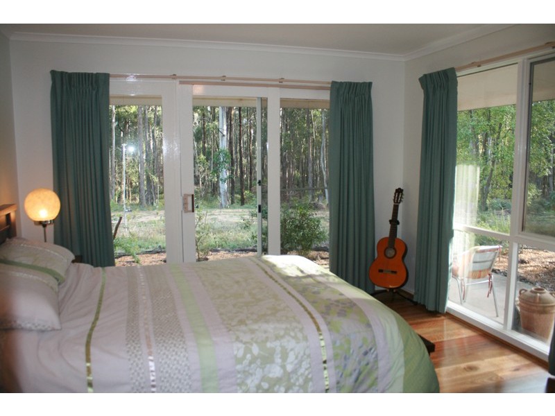 20 Fern Road, Trentham VIC 3458