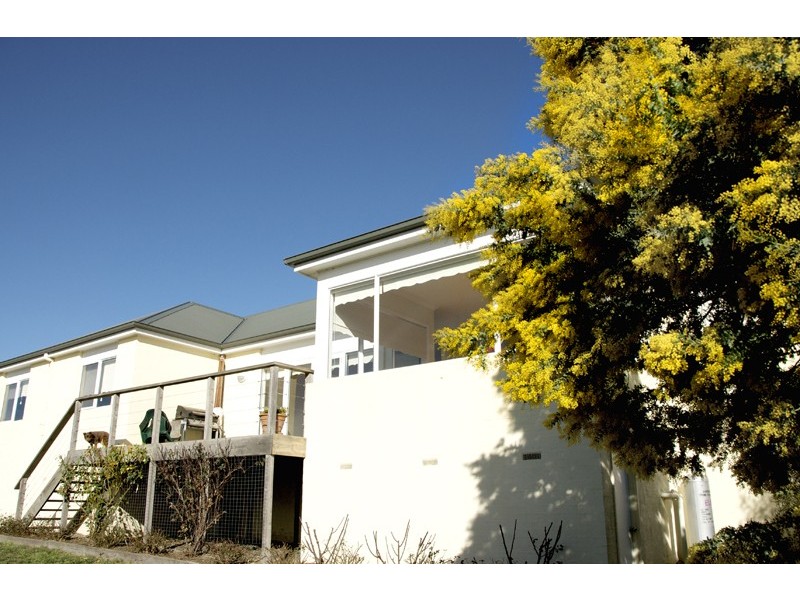 3 Kurung Court East, Gisborne VIC 3437
