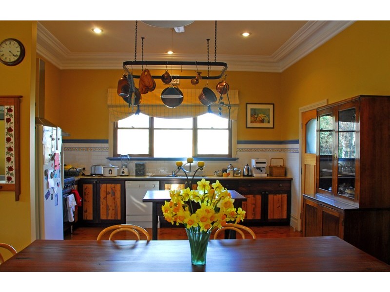 9 Slattery Crescent, Gisborne VIC 3437