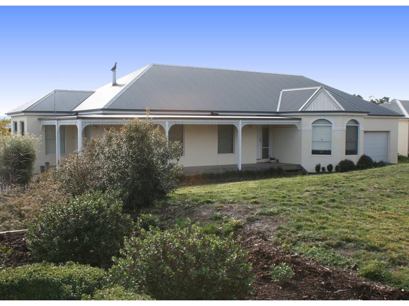 3 Kurung Court East, Gisborne VIC 3437