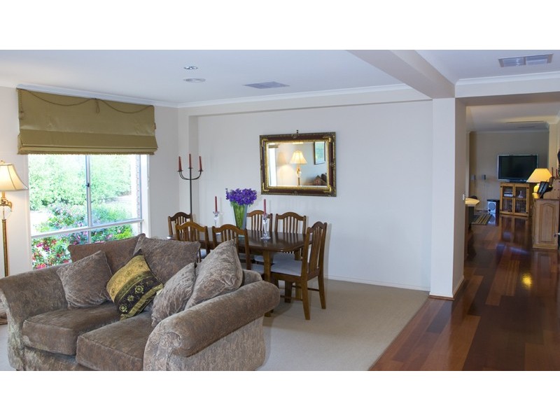 25 Carinya Drive, Gisborne VIC 3437