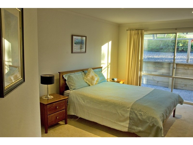 13 Kurung Court East, Gisborne VIC 3437