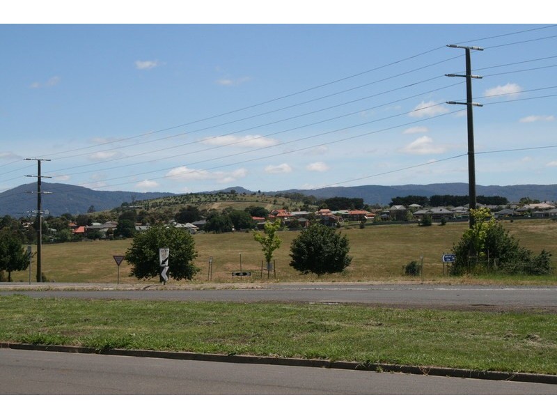 76 Sheedy Road, Gisborne VIC 3437