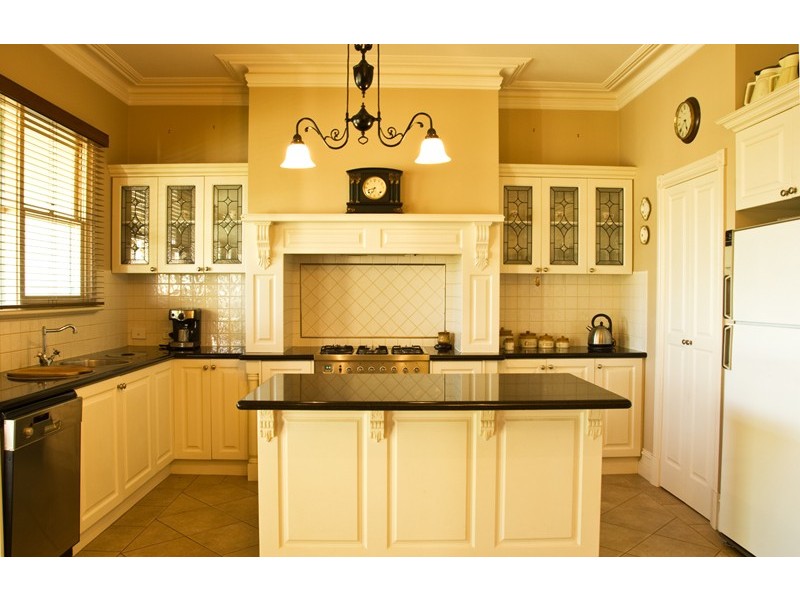 11 Hyperno Court, New Gisborne VIC 3438